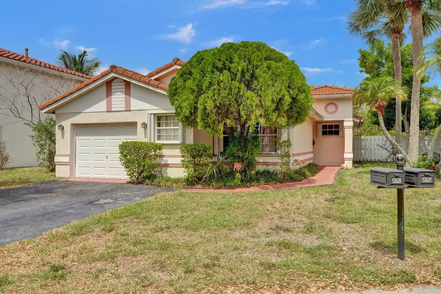 13525 NW 5th Court, Plantation, FL 33325 - #2
