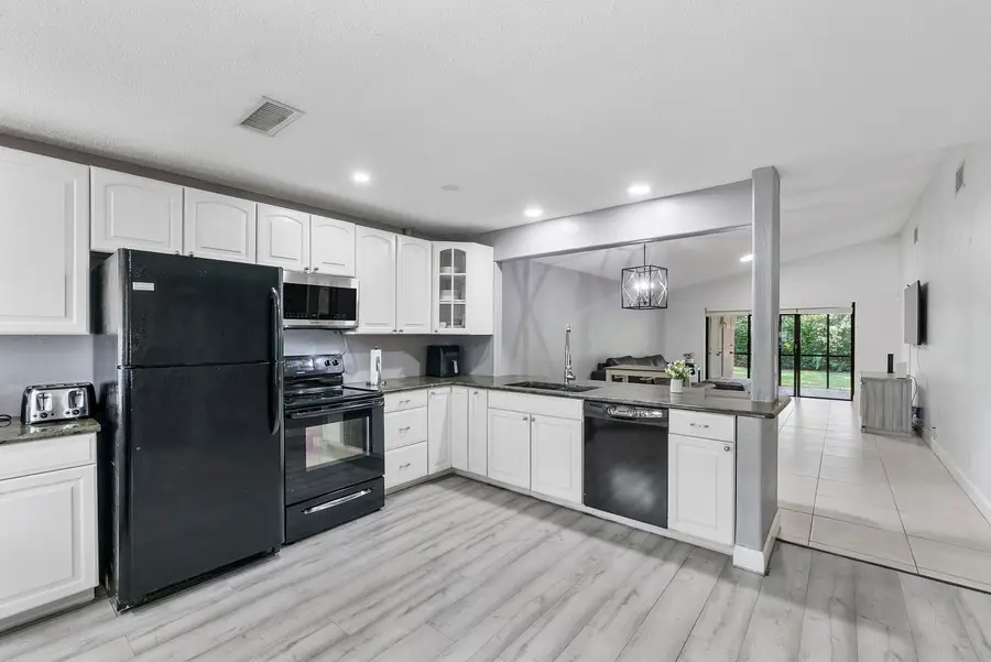 4148 Palm Forest Drive S, Delray Beach, FL 33445 - #3