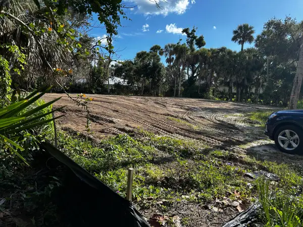 525 Acacia Road, Vero Beach, FL 32963