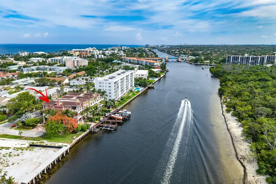453 NE 19th Avenue, Deerfield Beach, FL 33441 - #2