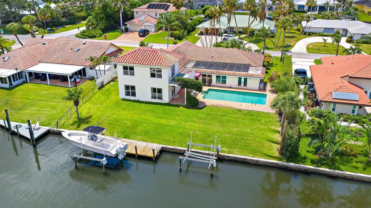 8422 SE Royal Street, Hobe Sound, FL 33455 - #1