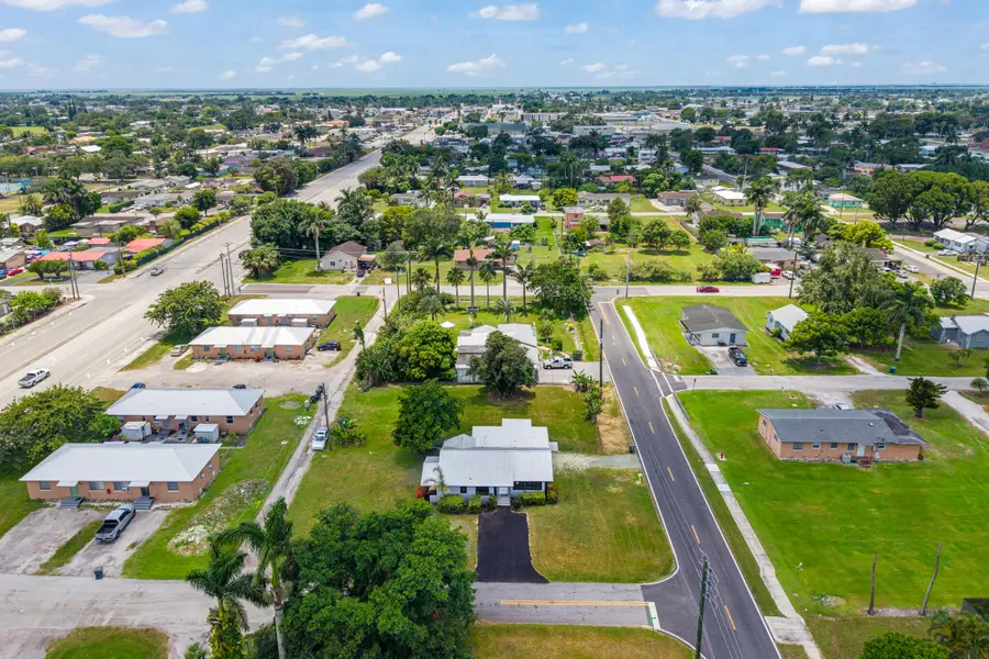 24 NW Avenue I, Belle Glade, FL 33430 - #2