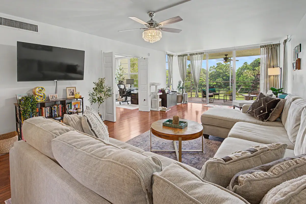 3930 Oaks Clubhouse Drive #304, Pompano Beach, FL 33069 - #1