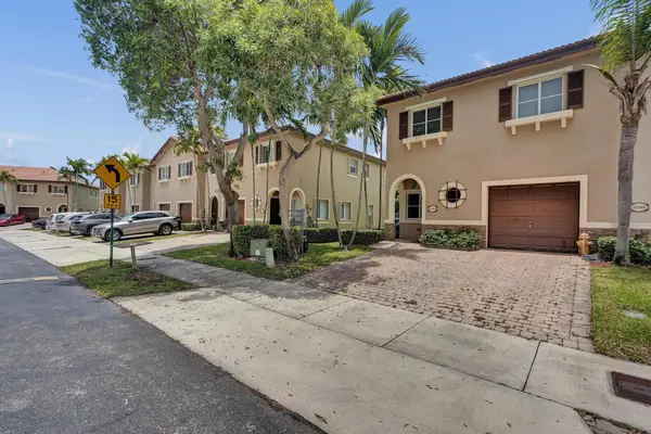 22256 SW 89th Court, Cutler Bay, FL 33190