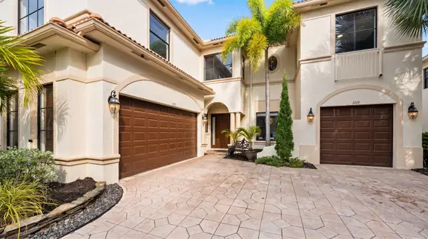 1215 Creekside Drive, Wellington, FL 33414