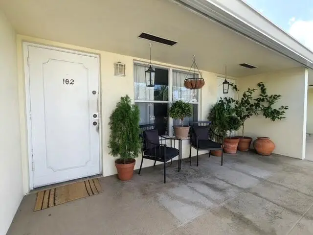 1012 SE 15th Street #102, Fort Lauderdale, FL 33316 - #3