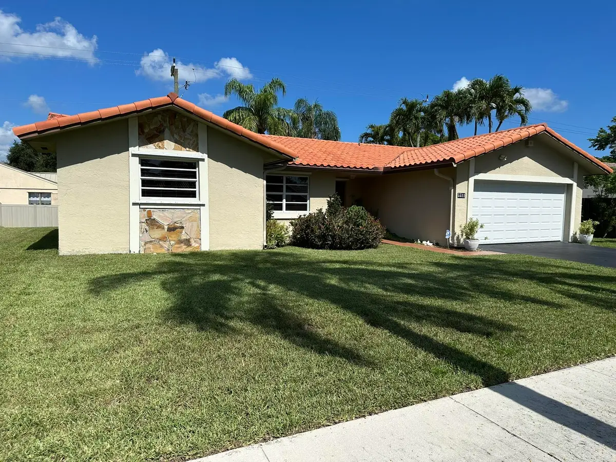 5511 SW 114th Avenue, Cooper City, FL 33330 - #1