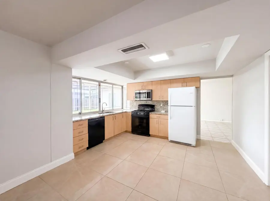 7141 Harbour Boulevard, Miramar, FL 33023 - #2