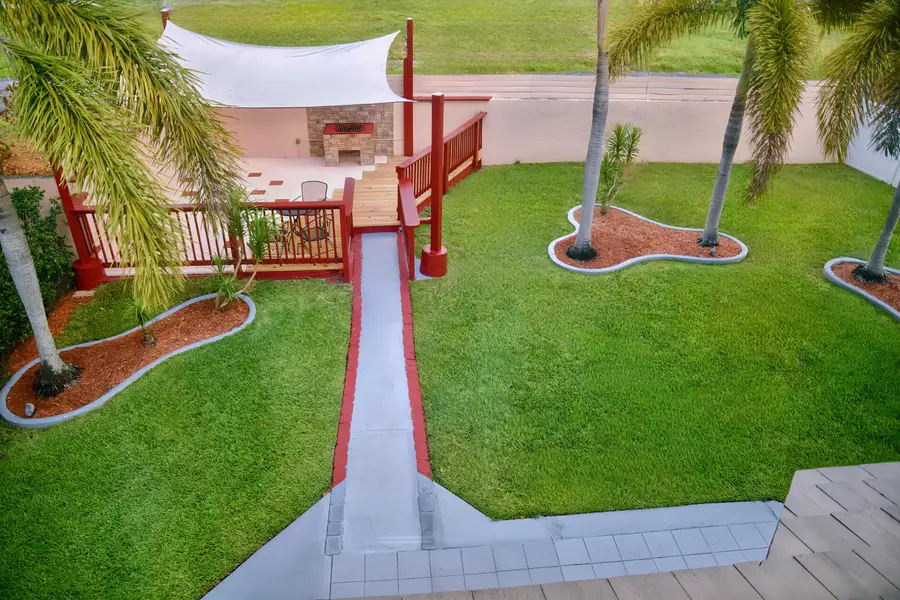 193 NW 48th Avenue, Deerfield Beach, FL 33442 - #2