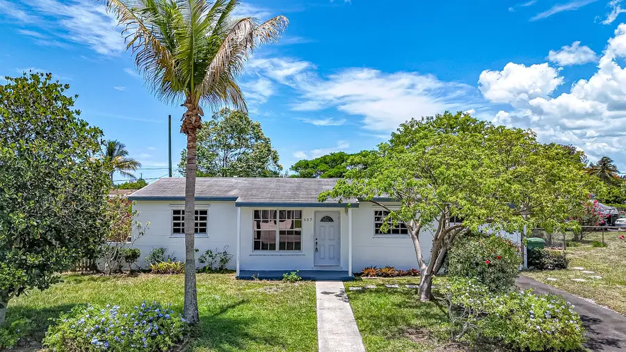 337 Mid Pines Road, Palm Springs, FL 33461 - #2