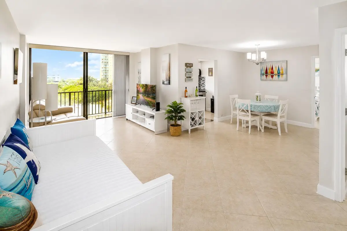 17021 N Bay Road #816, Sunny Isles Beach, FL 33160 - #1