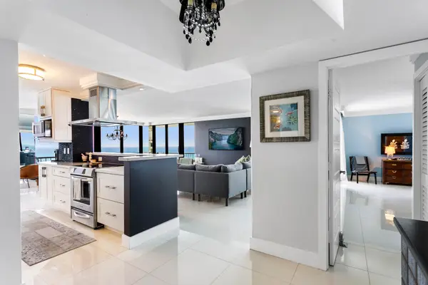 5510 N Ocean Drive #12a, Singer Island, FL 33404