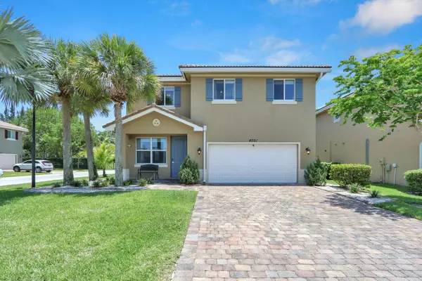 4701 Foxtail Palm Court, Greenacres, FL 33463