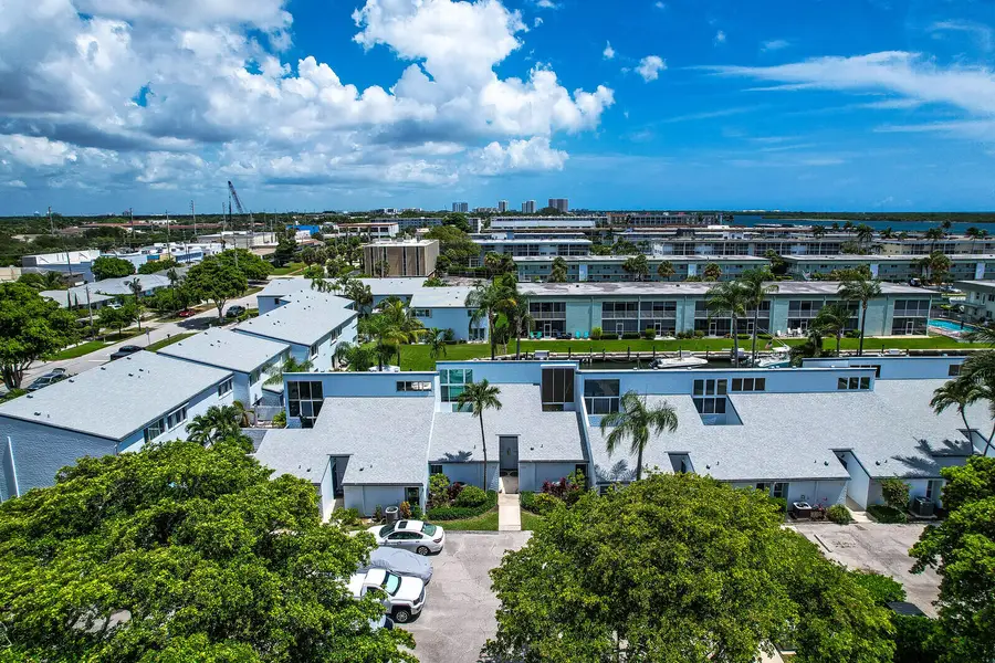 129 Lehane Terrace #133, North Palm Beach, FL 33408 - #2