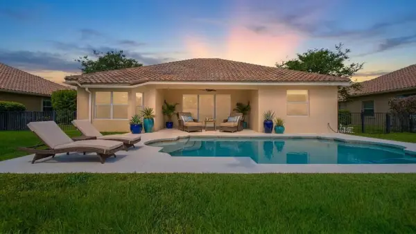 7677 Fieldstone Ranch Square, Vero Beach, FL 32967