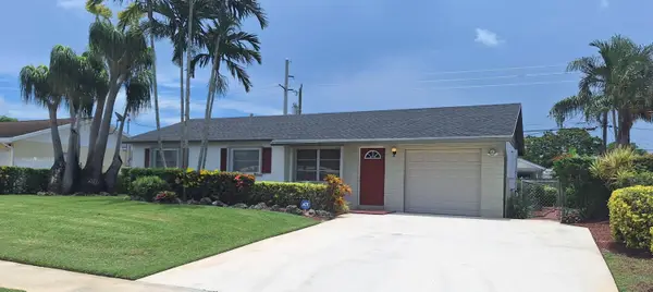 4972 Royal Court S, West Palm Beach, FL 33415