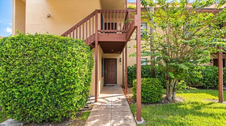 1303 Lakeview E, Royal Palm Beach, FL 33411 - #2