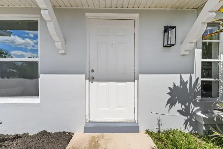 276 NE Summer Road, Port Saint Lucie, FL 34983 - #2