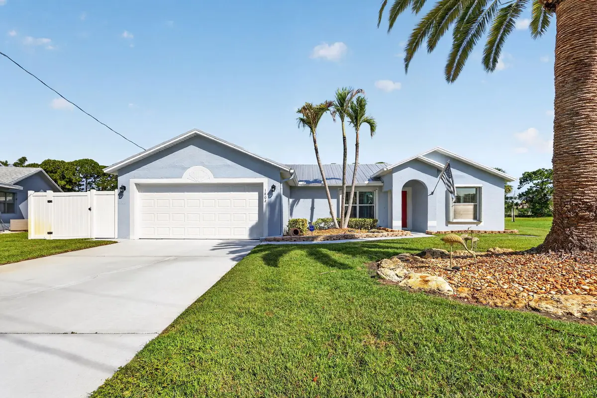 1802 SE Camden Street, Port Saint Lucie, FL 34952 - #1