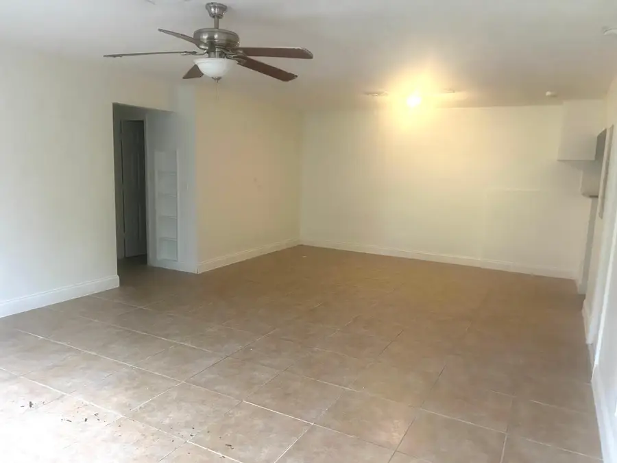 1067 Iroquois Avenue, Fort Lauderdale, FL 33312 - #3