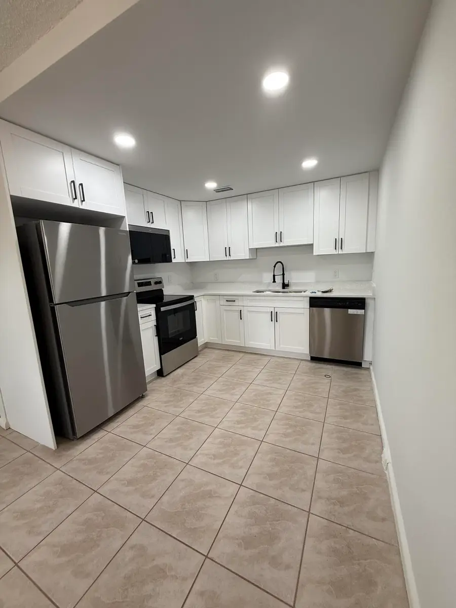 3089 Yarmouth E #3089, Boca Raton, FL 33434 - #2