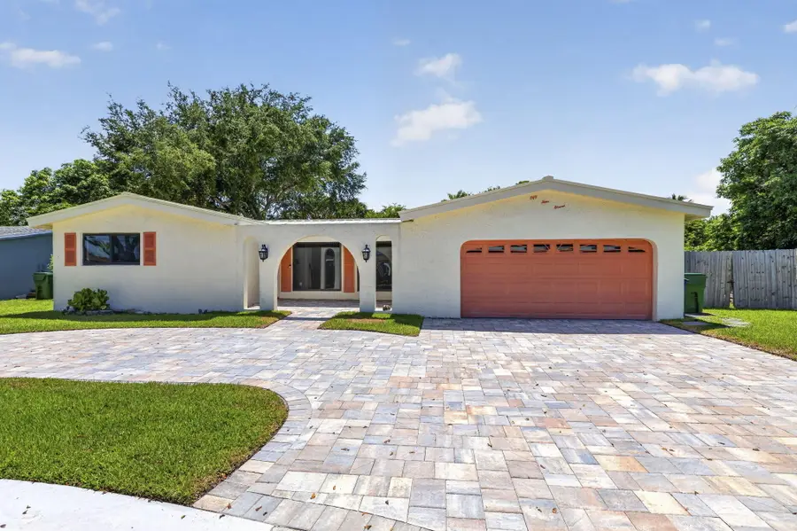 5411 SW 94th Avenue, Cooper City, FL 33328 - #2