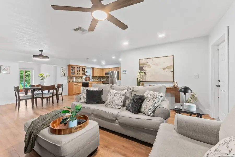 7100 NW 92nd Avenue, Tamarac, FL 33321 - #2