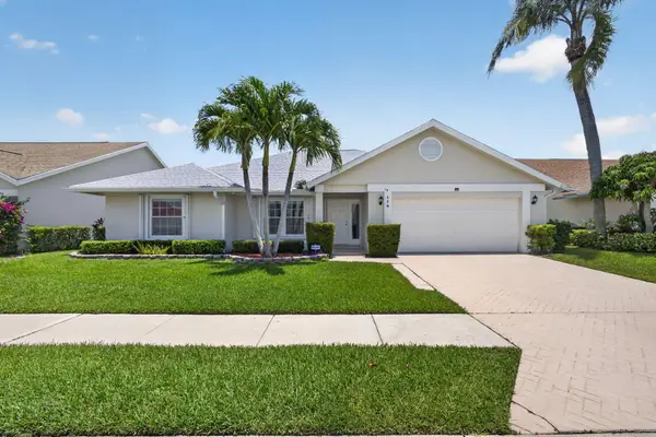 114 Palomino Drive, Jupiter, FL 33458