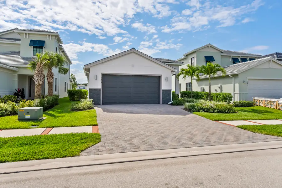 369 SE Fascino Circle, Port Saint Lucie, FL 34984 - #2