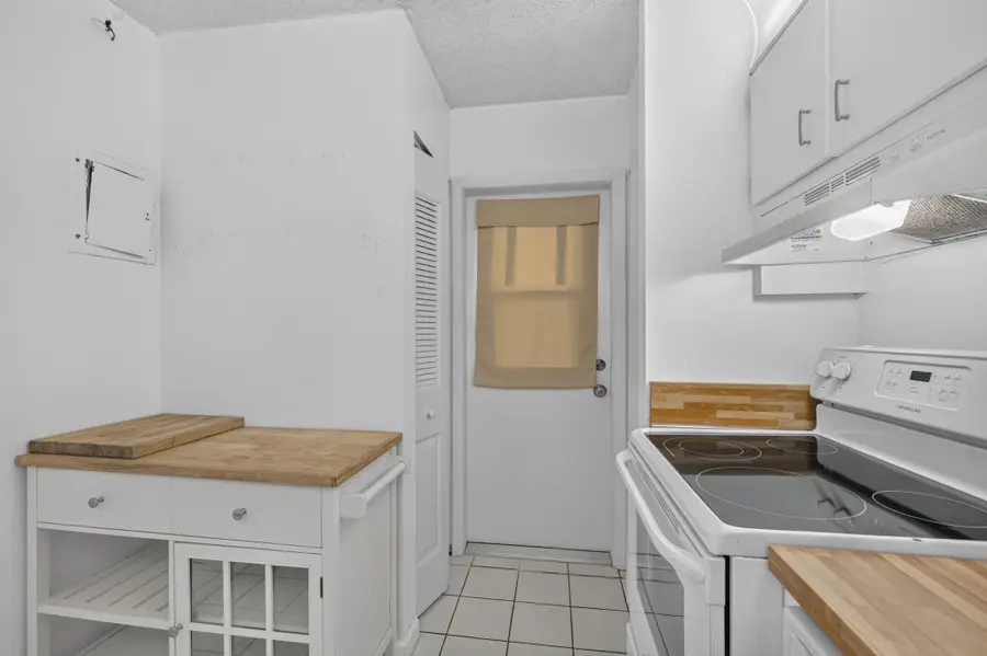 4501 NE 21st Avenue #208, Fort Lauderdale, FL 33308 - #3