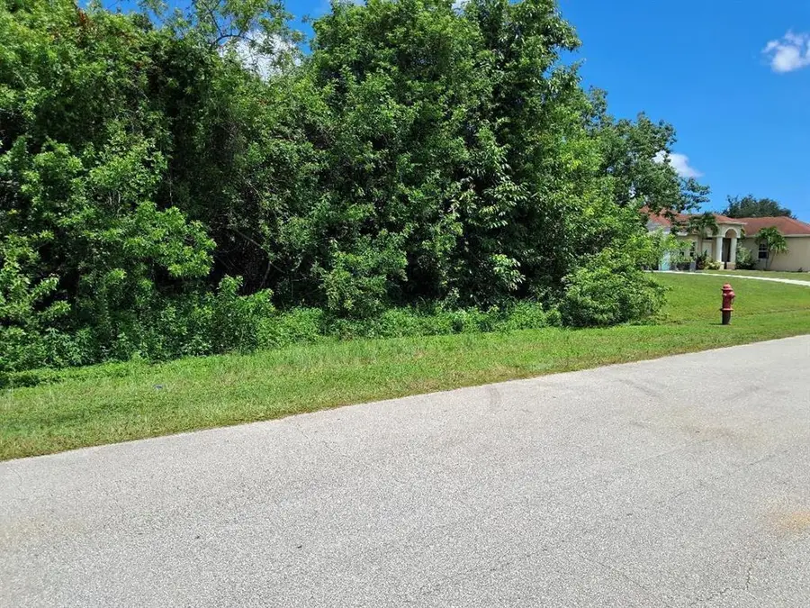 1081 SW Dartmouth Avenue Sw, Port Saint Lucie, FL 34953 - #2
