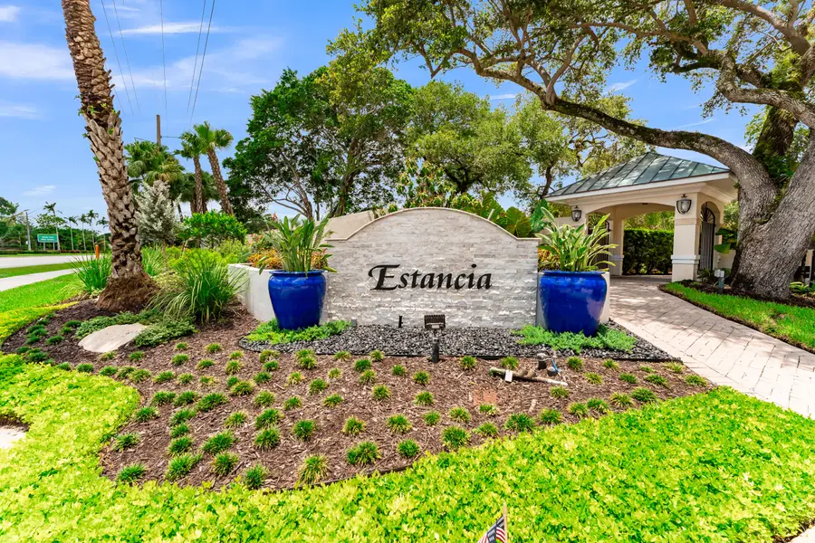 6692 N Grande Drive, Boca Raton, FL 33433 - #2