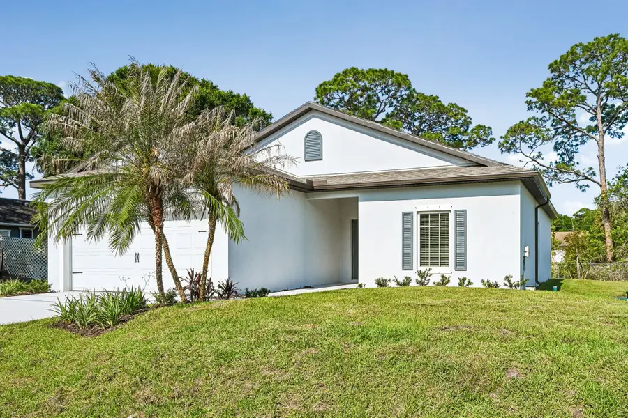 5901 Raintree Trail, Fort Pierce, FL 34982 - #3