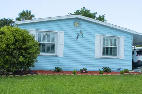 8490 Juneberry Court, Port St Lucie, FL 34952