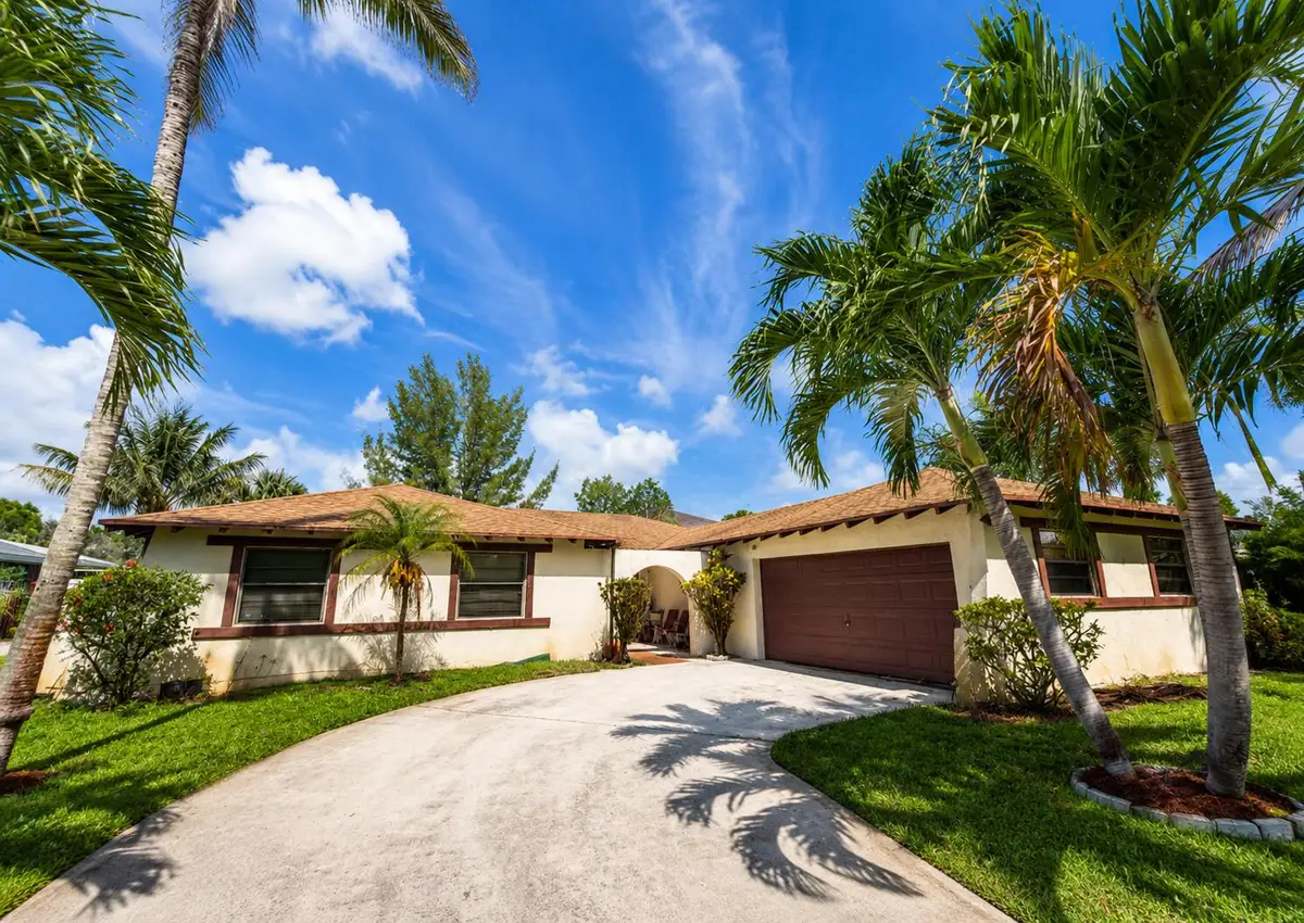 915 Ryanwood Drive, West Palm Beach, FL 33413 - #1
