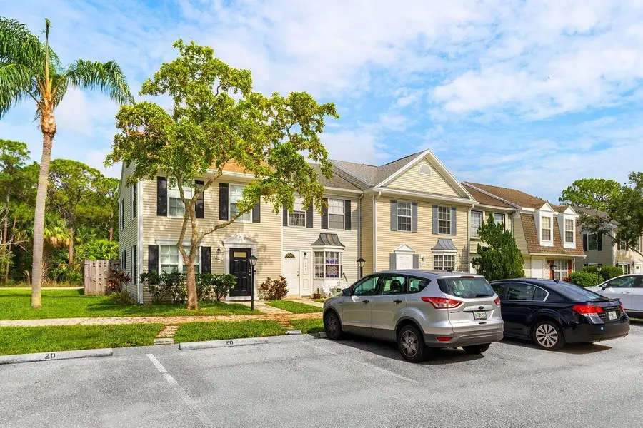 304 Georgian Park Drive, Jupiter, FL 33458 - #2