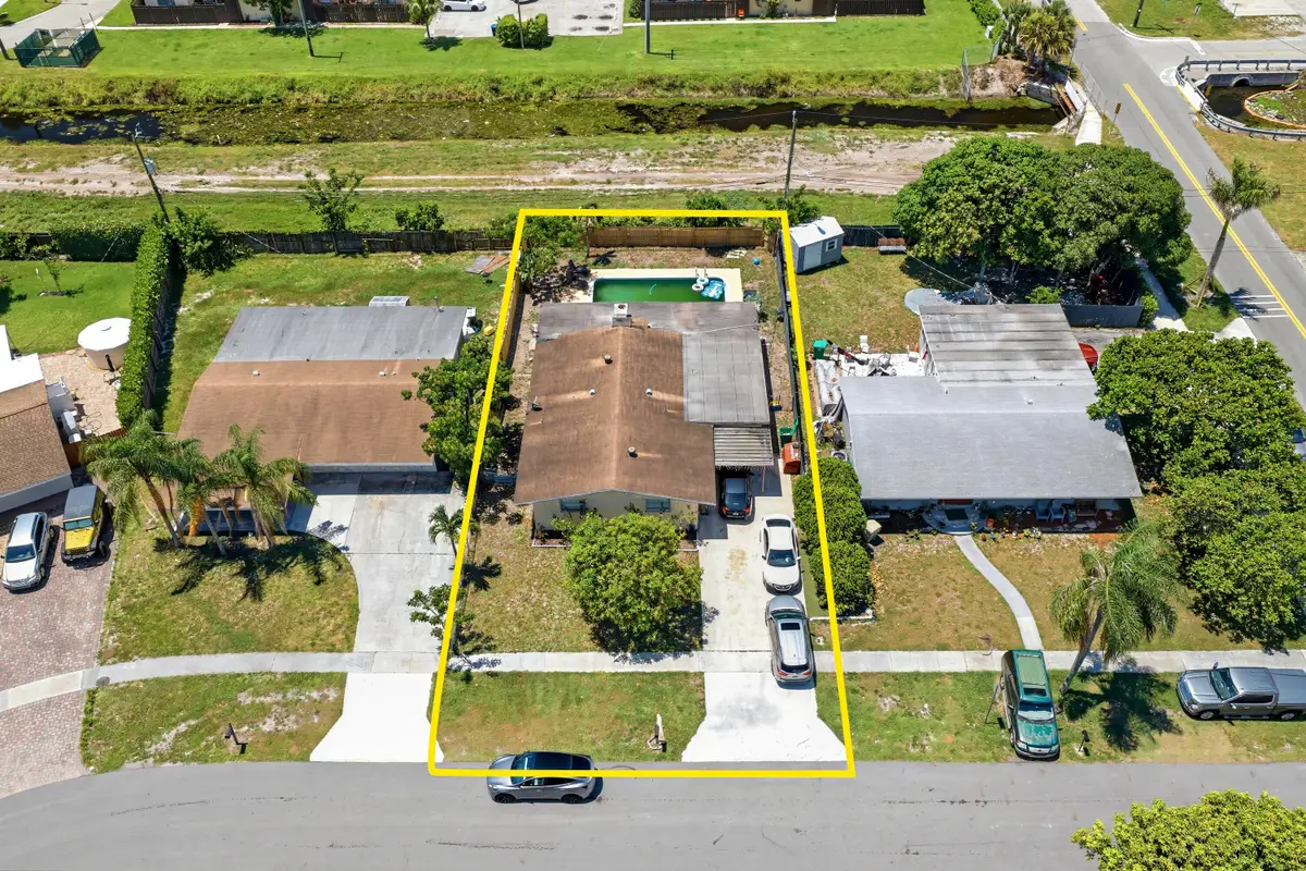 18 Andros Road, Palm Springs, FL 33461 - #1