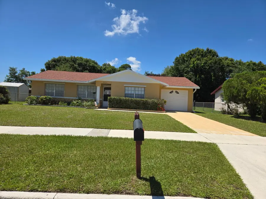 3101 Hibiscus Avenue, Fort Pierce, FL 34947 - #2