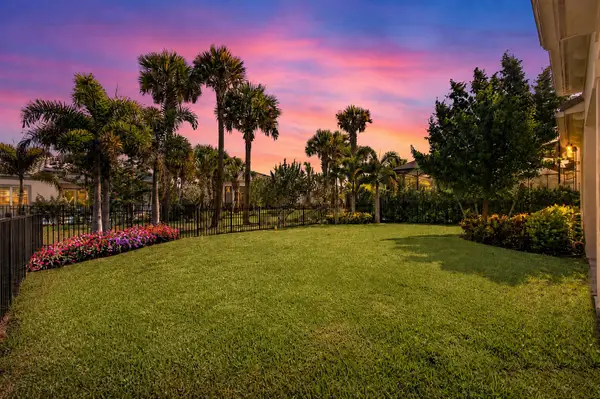 12525 Triumph Lane, Palm Beach Gardens, FL 33412