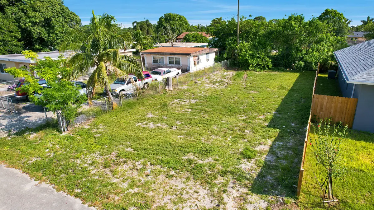 1141 Peak Road, Lake Worth, FL 33462 - #1