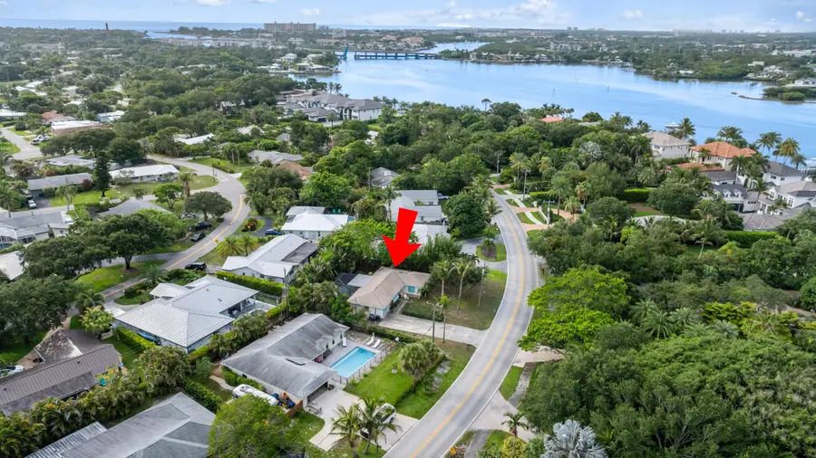201 W Riverside Drive, Jupiter, FL 33469 - #3