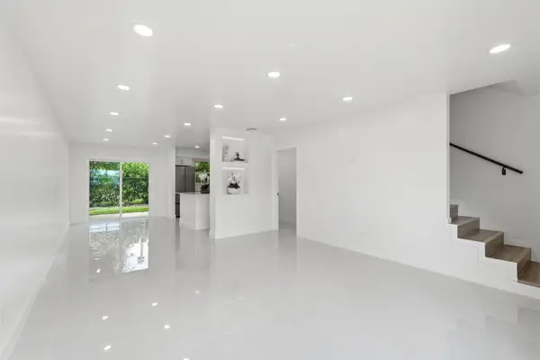 6505 Dockside Circle, Greenacres, FL 33463