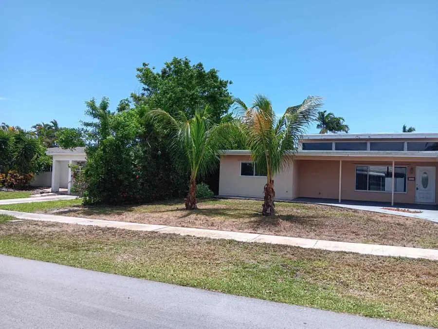 420 NE 24th Street, Boca Raton, FL 33431 - #3
