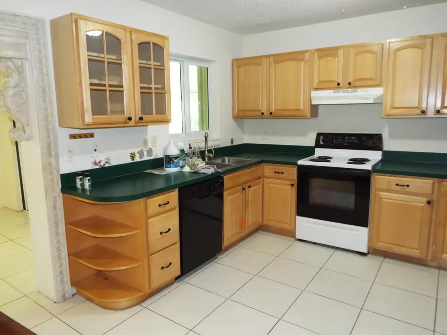 490 SE 3rd Avenue, Pompano Beach, FL 33060 - #3