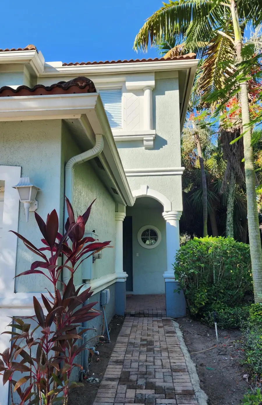 2124 Oakmont Drive, Riviera Beach, FL 33404 - #2