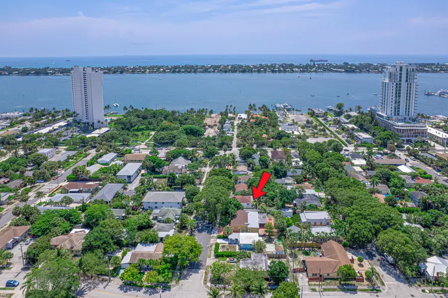 422 49th Street, West Palm Beach, FL 33407 - #2