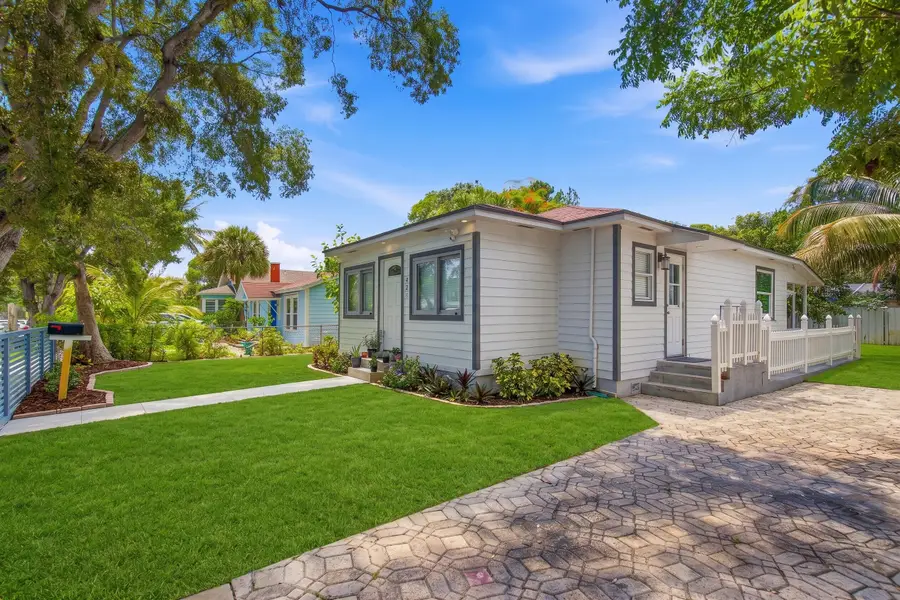 422 49th Street, West Palm Beach, FL 33407 - #3