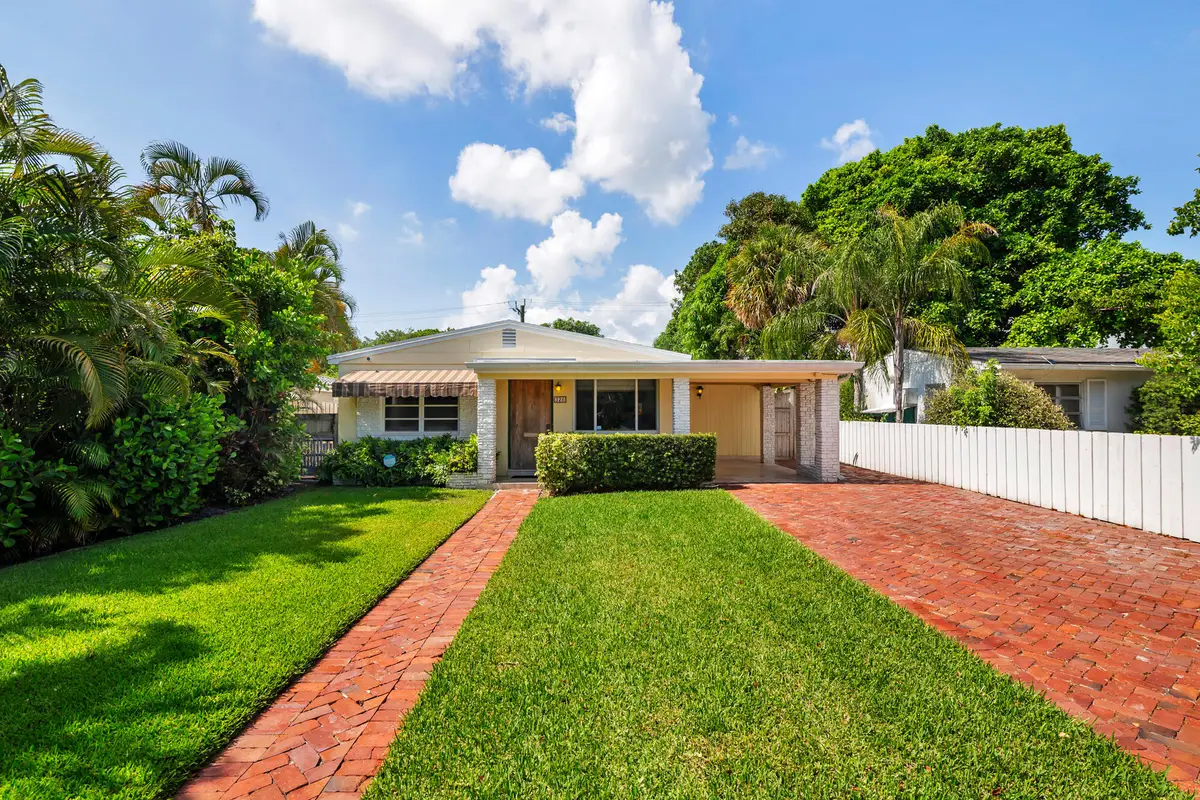 326 Marlborough Place, West Palm Beach, FL 33405 - #1