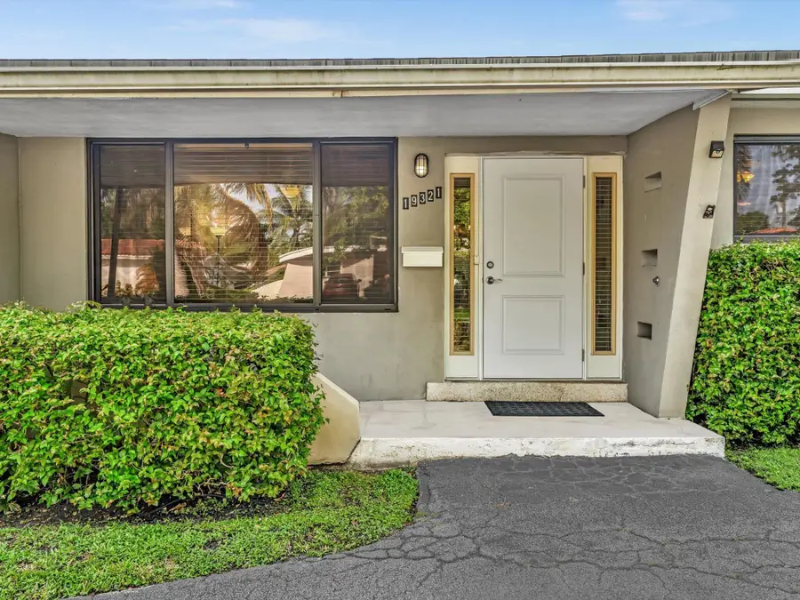 19321 NE 18th Place, Miami, FL 33179 - #2
