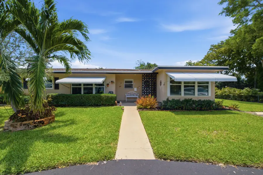957 Circle Drive #D, Delray Beach, FL 33445 - #3